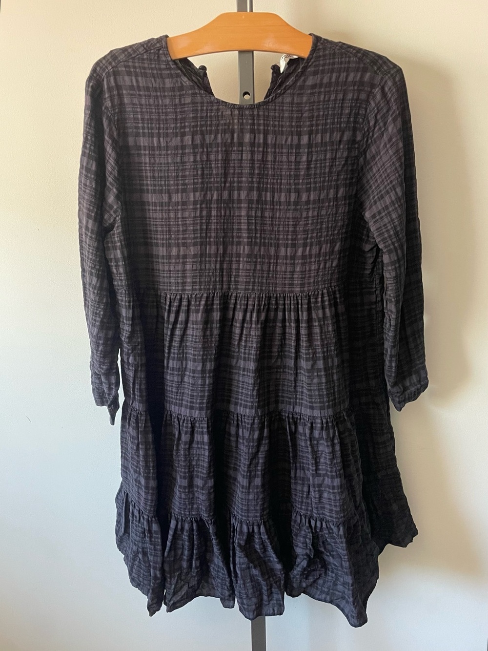 ZARA Plaid Tiered Babydoll Mini Dress Size S Grey Black Seersucker Gauze